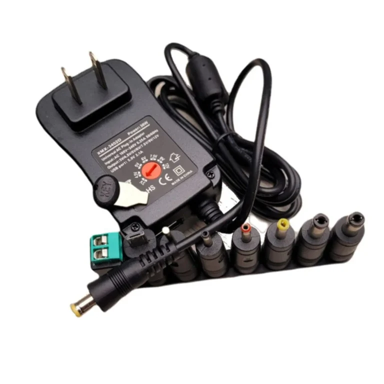 Cargador Universal 30W 8 Plug 3-12V + USB2.0
